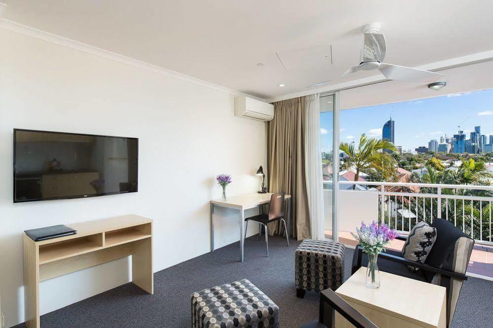 The Wellington Apartment Hotel Brisbane Exterior photo