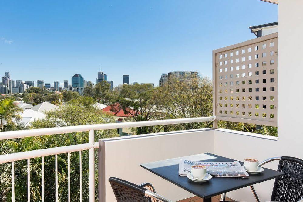 The Wellington Apartment Hotel Brisbane Exterior photo