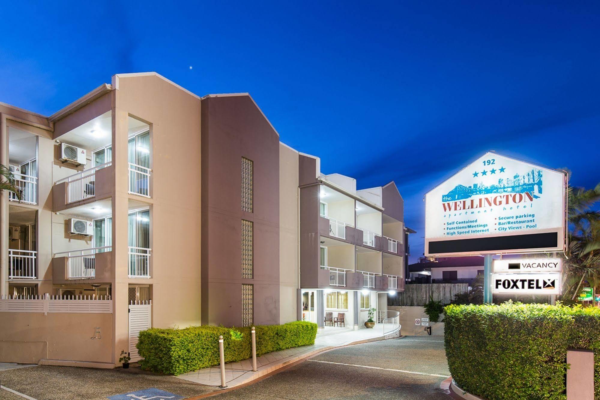 The Wellington Apartment Hotel Brisbane Exterior photo